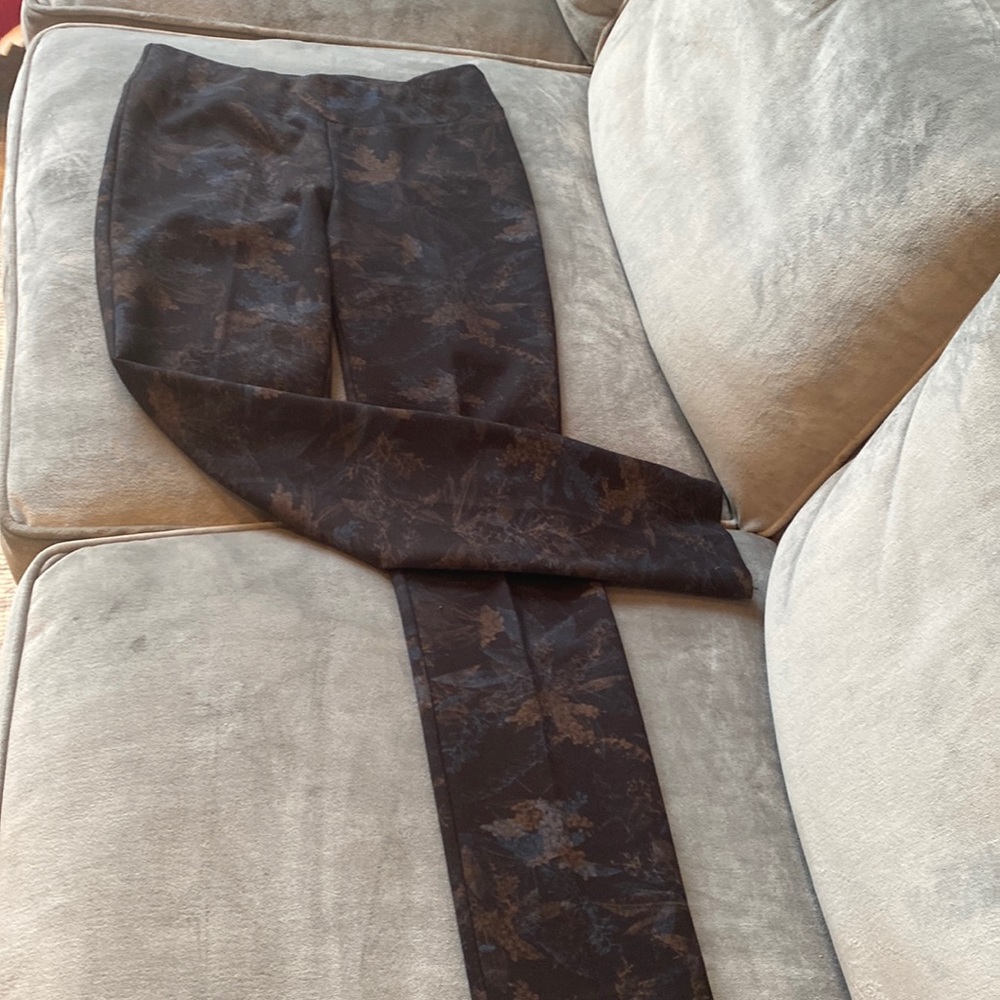 Pull-on stretch pant